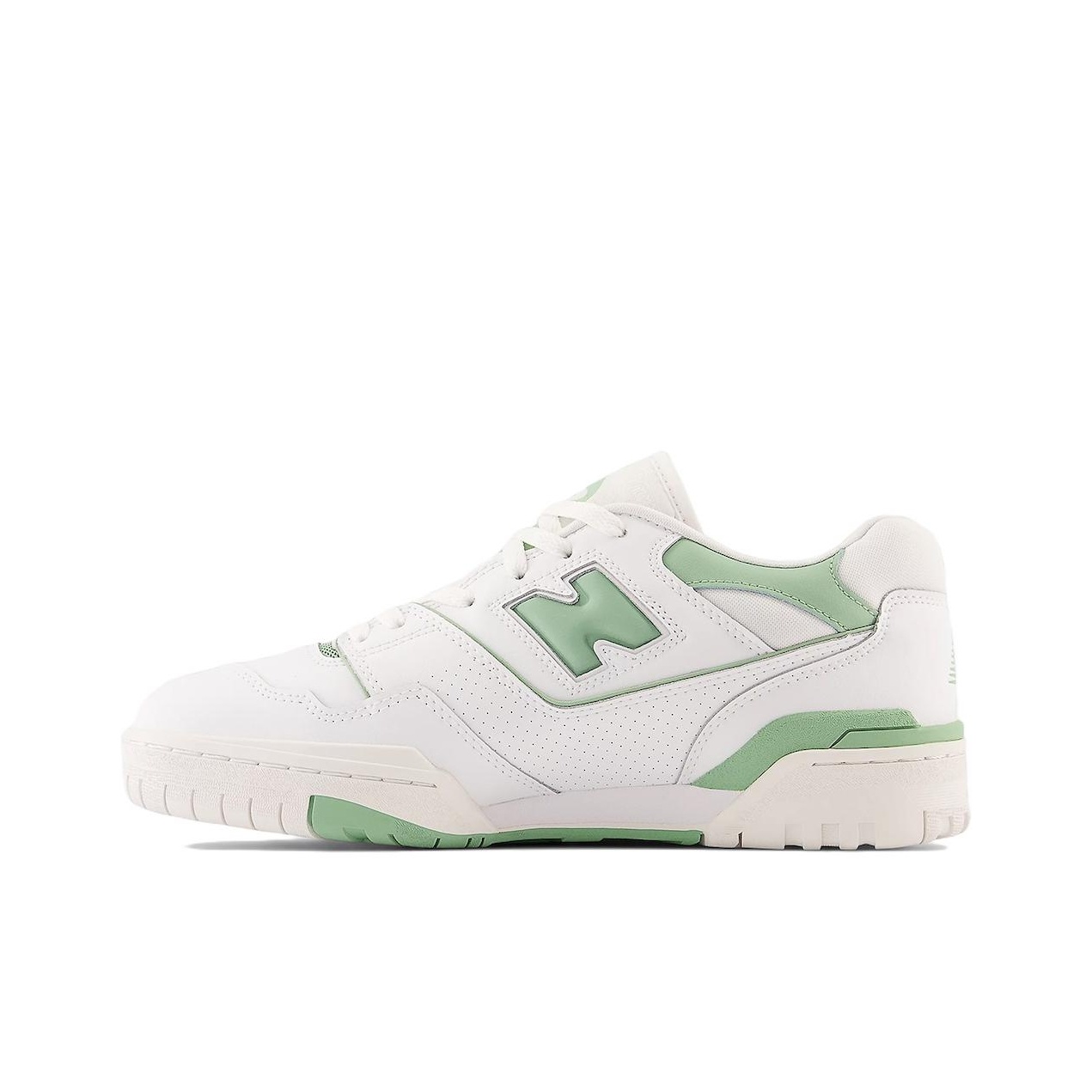 ニューバランス NB 550 快適で耐摩耗性のあるロートップ - New Balance Shoes 550 のレビューと価格